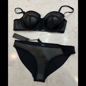 Triangl swimsuit. Neoprene black.